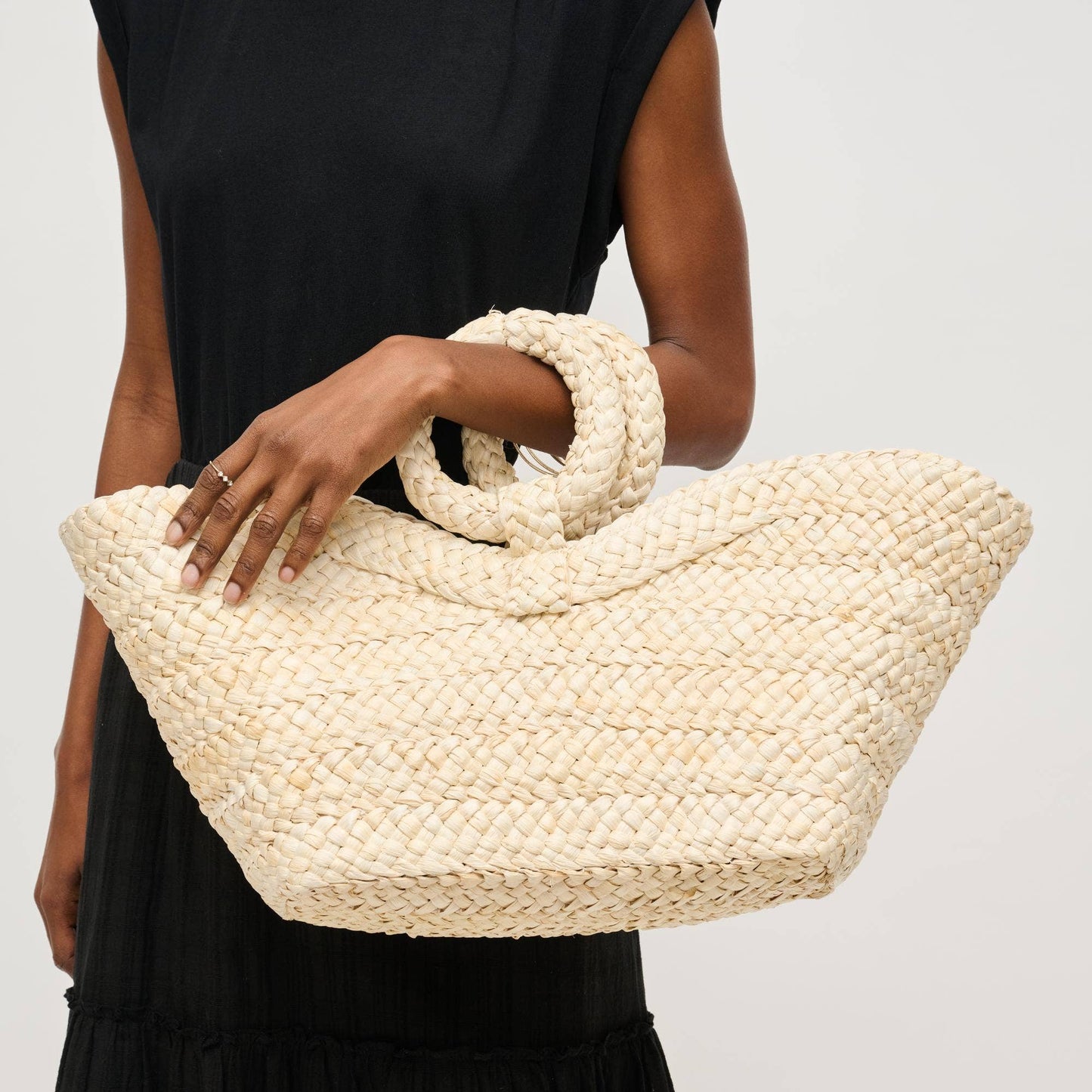 Edith Ring Handle Tote: Ivory