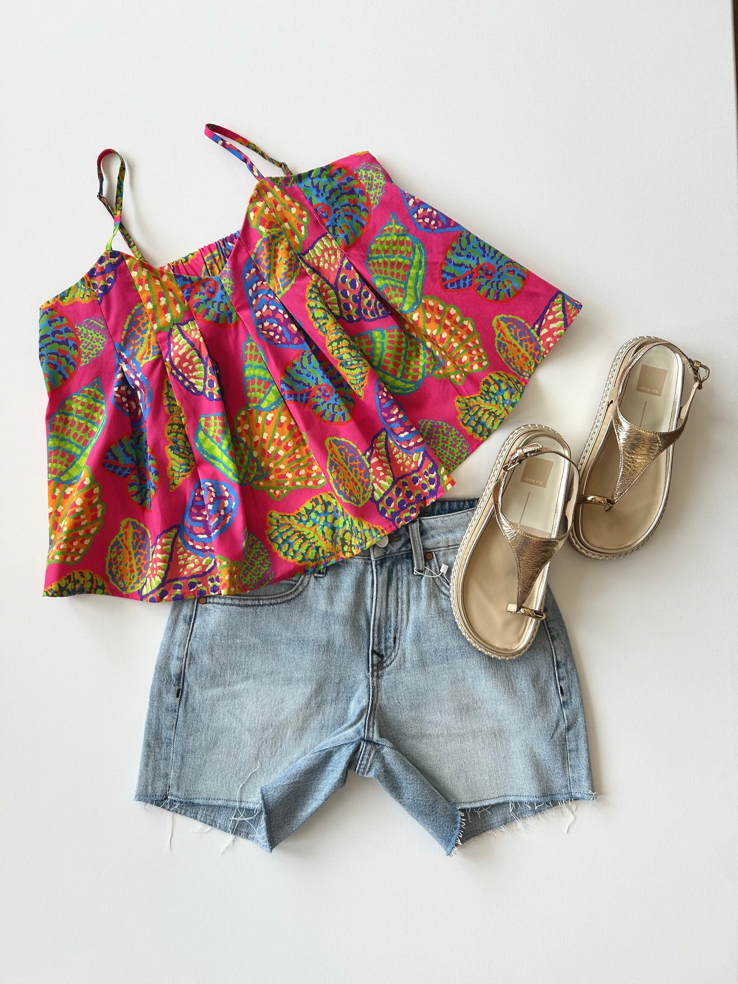 Multi-Color Shell Tank