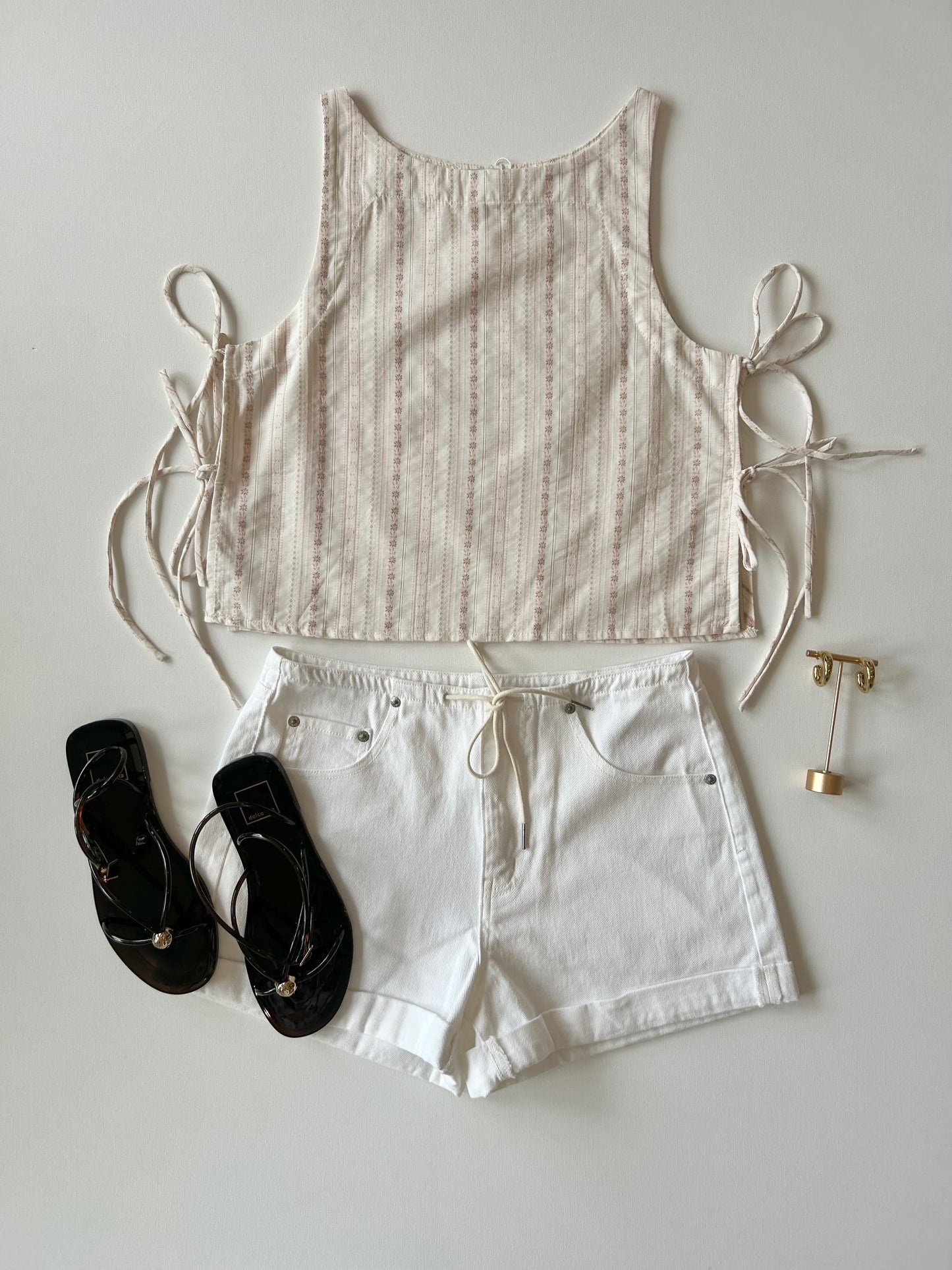 Heartland Sleeveless Side Tie Top