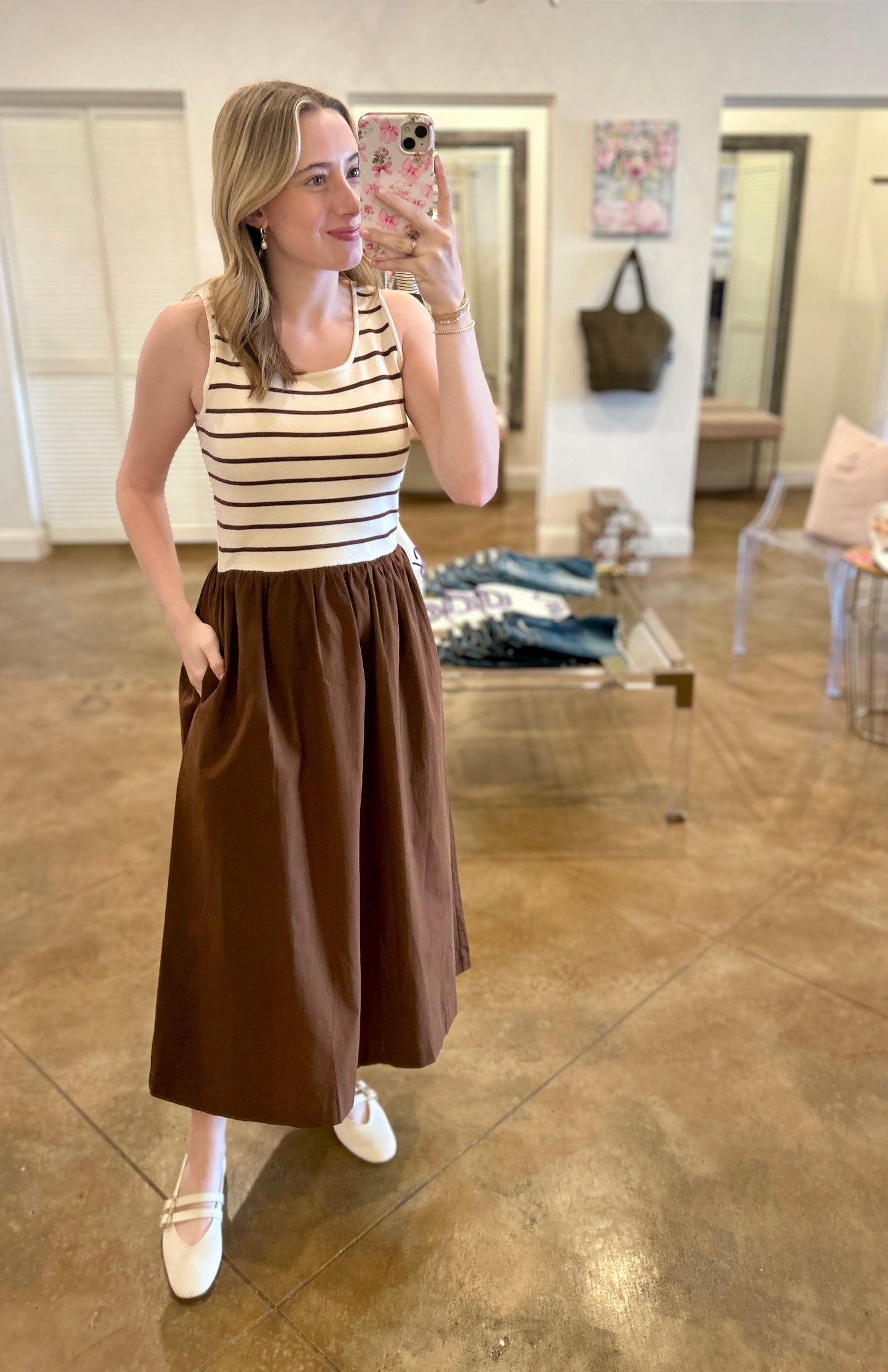 Taylor Maxi