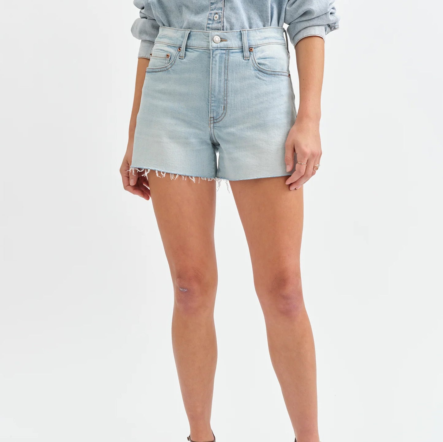 Sedona Mid Rise Short In Swoon