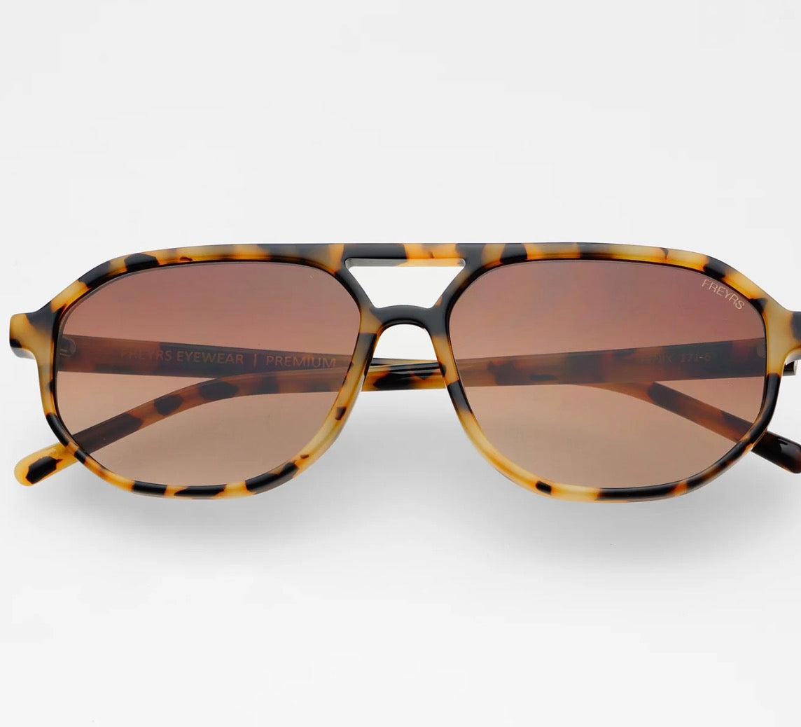 Fenix Sunnies
