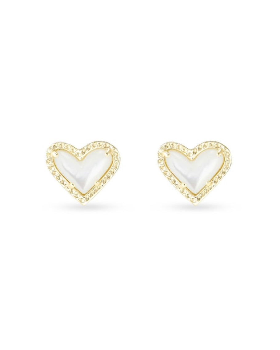 Ari Heart Stud Earrings