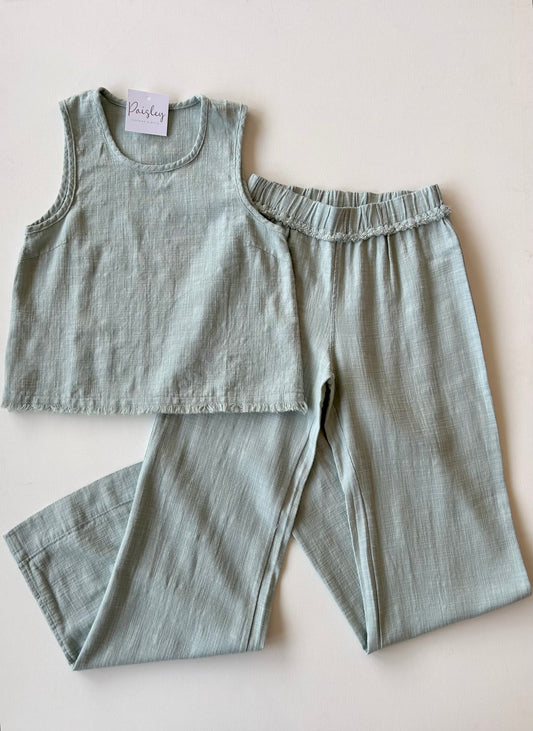 Raw Edge Detail Pant In Cloudy Sky