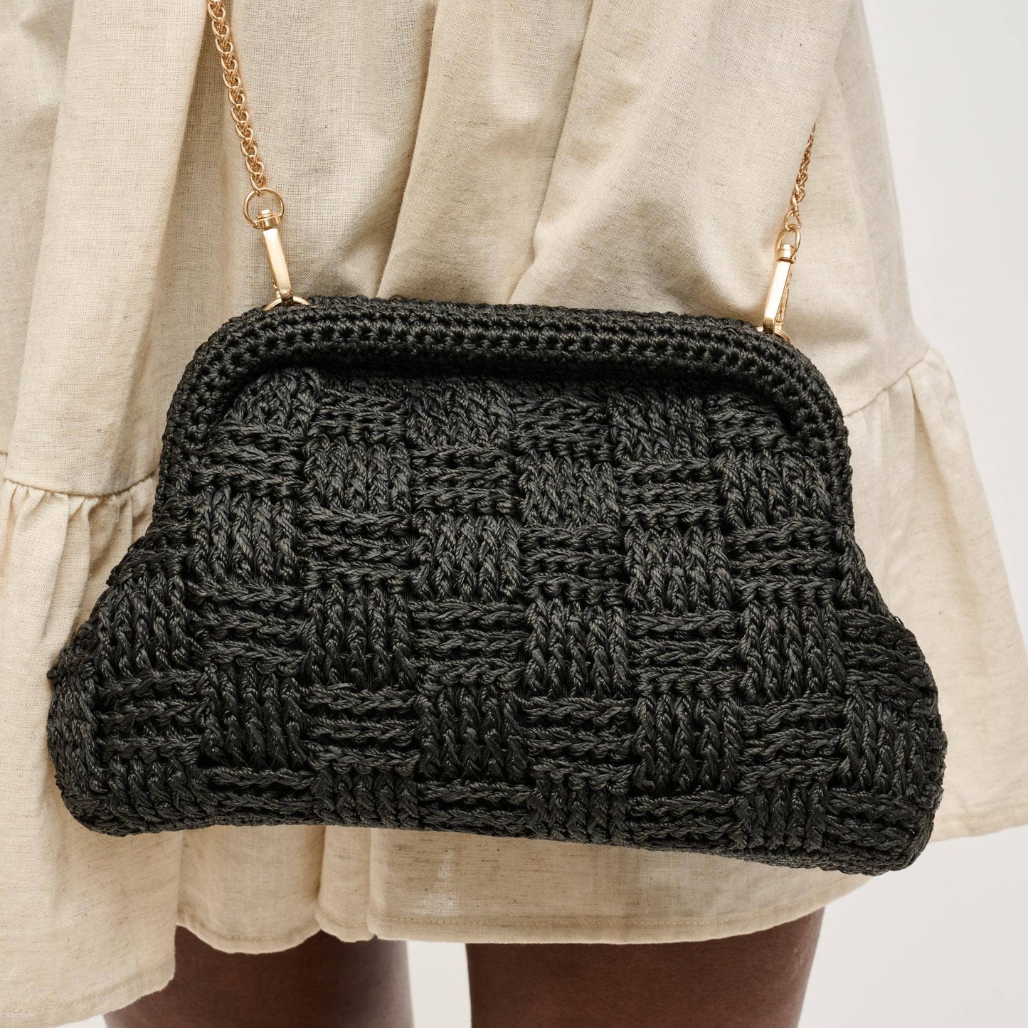 Annie Clutch: Black