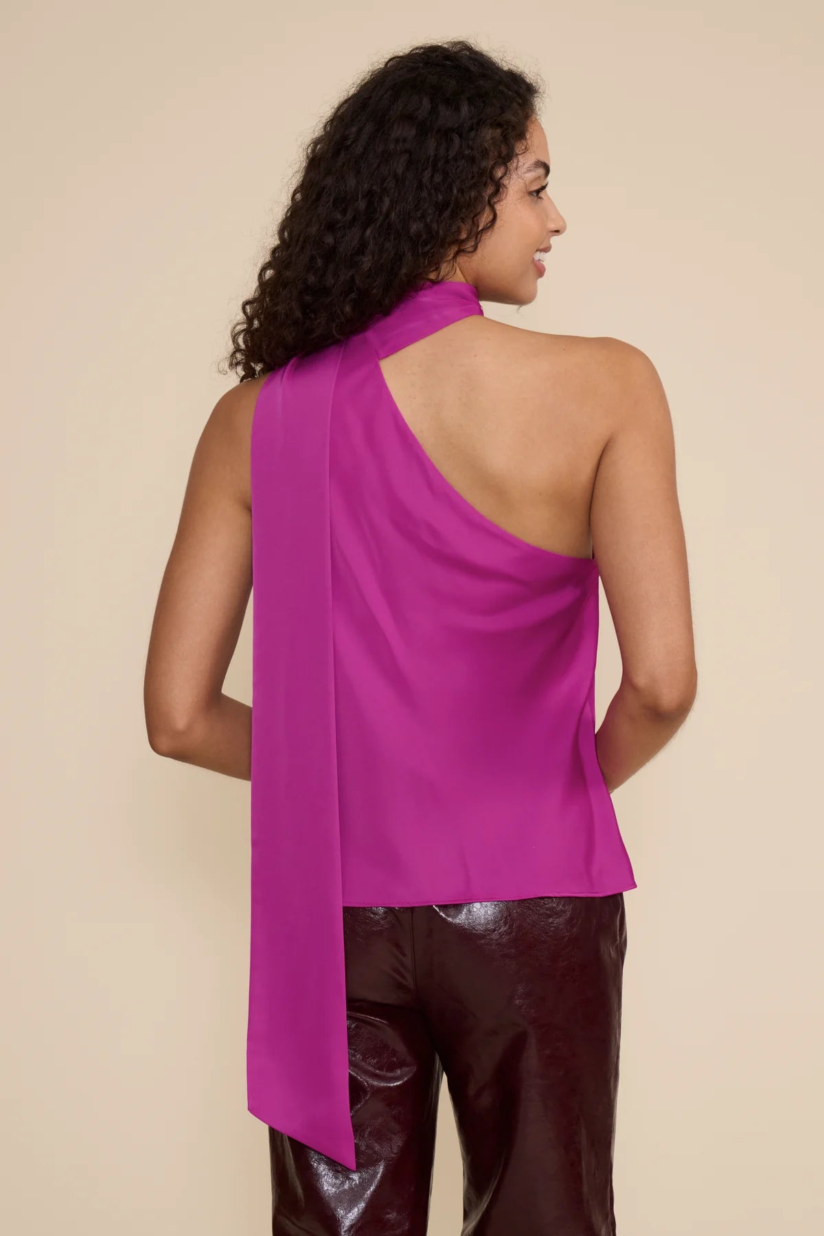 Elma Tie Neck Top in Magenta