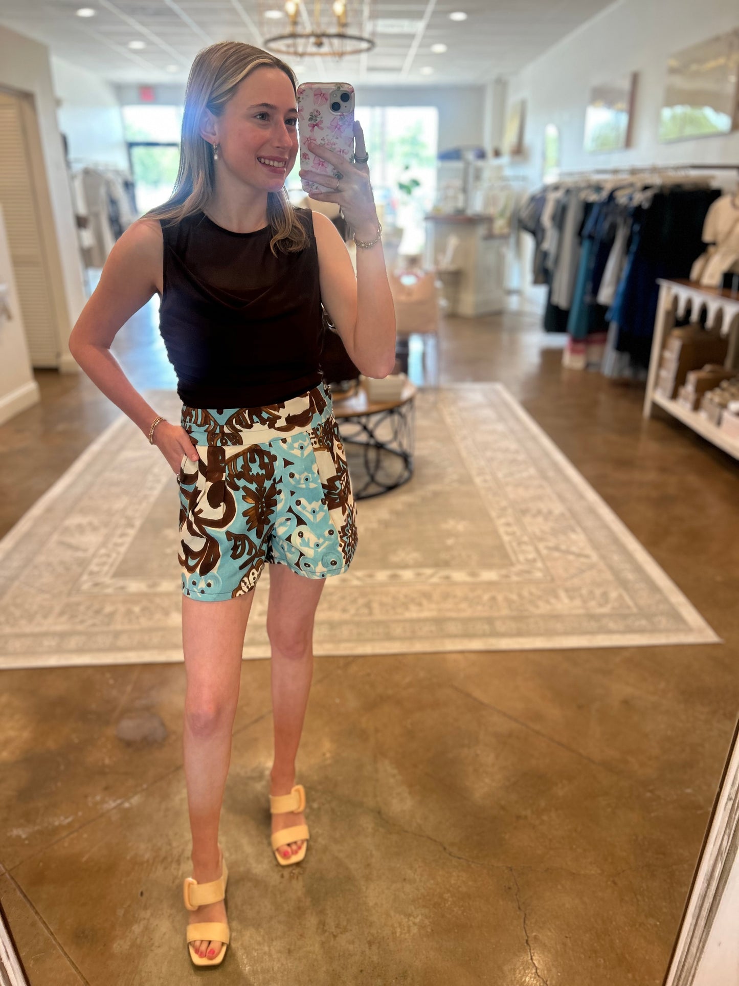 Valencia Short