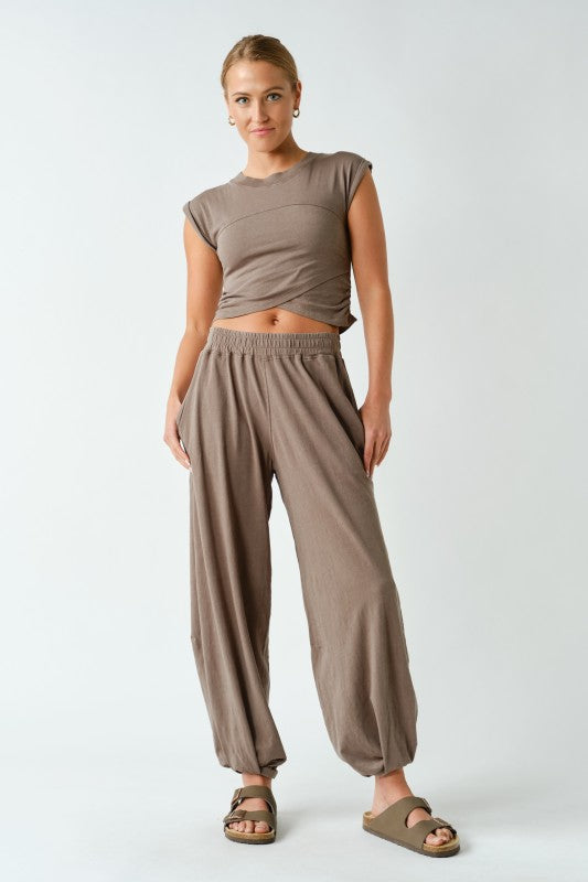 Tulip Pima Cotton Set in Truffle