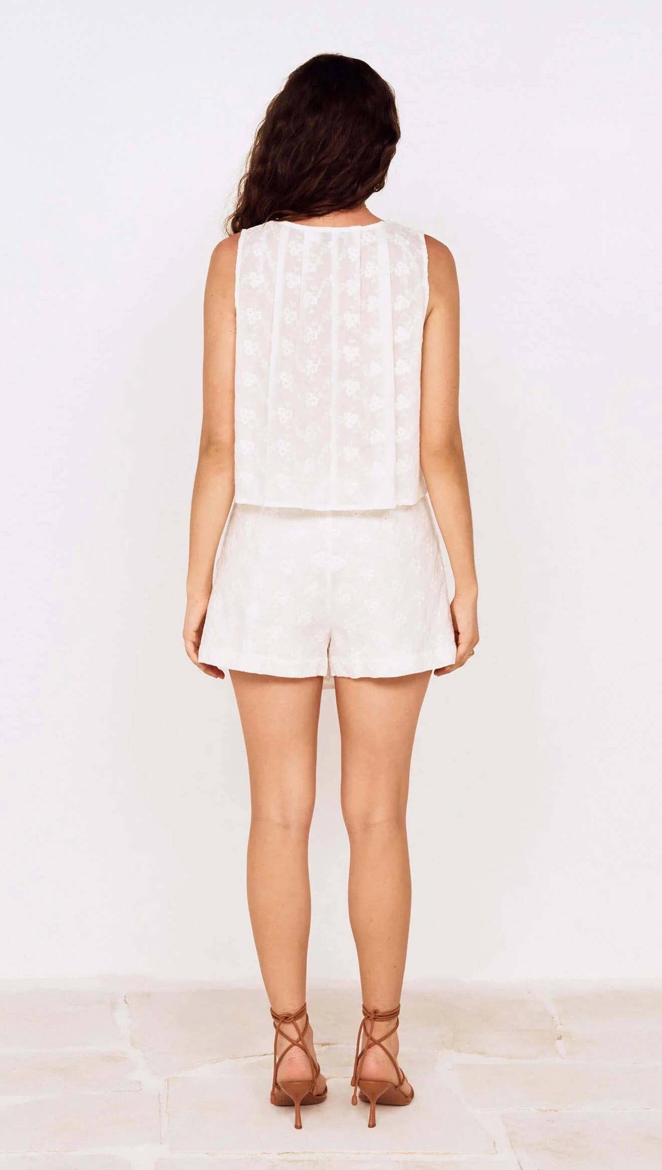 Anisa Embroidered Skort