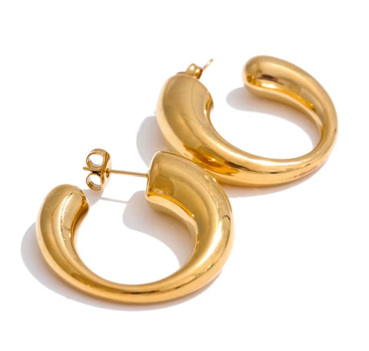 Golden Curve Hoops