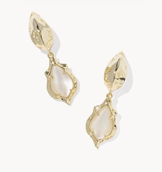 Adriana Scalloped Huggie