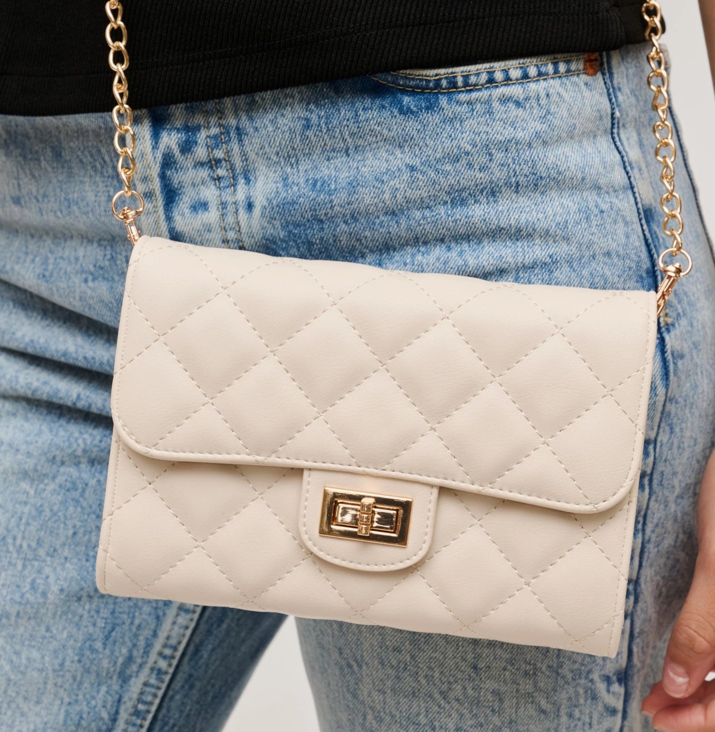 Winona Quilted  Multi-Compartment Crossbody