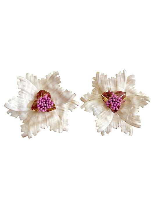 Arin Flower Earrings - Cream