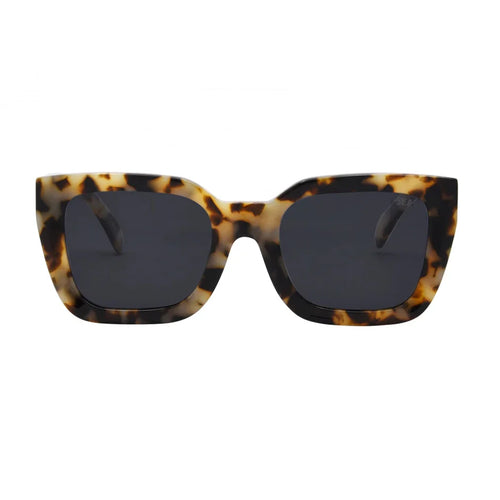 Alden Sunnies in Snow Tort