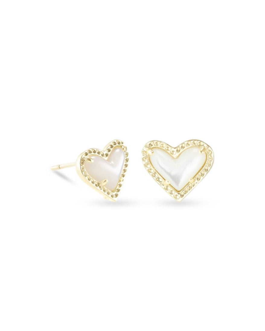 Ari Heart Stud Earrings